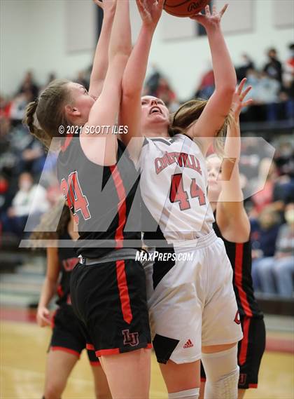Thumbnail 2 in Liberty Union vs Circleville  photogallery.