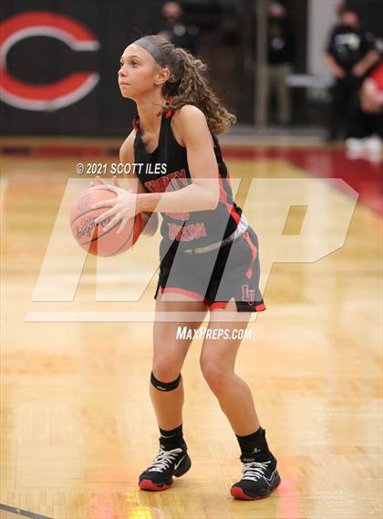 Thumbnail 1 in Liberty Union vs Circleville  photogallery.