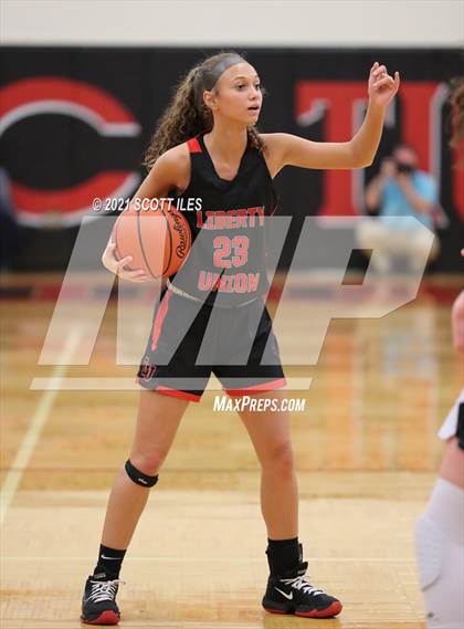 Thumbnail 2 in Liberty Union vs Circleville  photogallery.