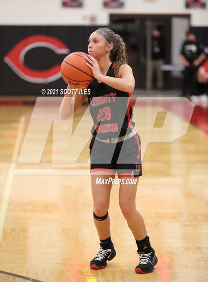 Thumbnail 3 in Liberty Union vs Circleville  photogallery.
