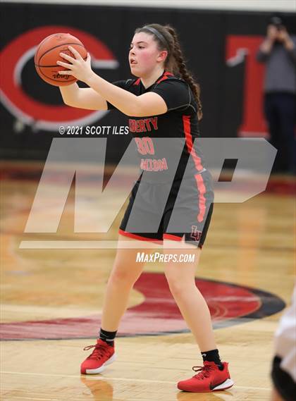 Thumbnail 1 in Liberty Union vs Circleville  photogallery.