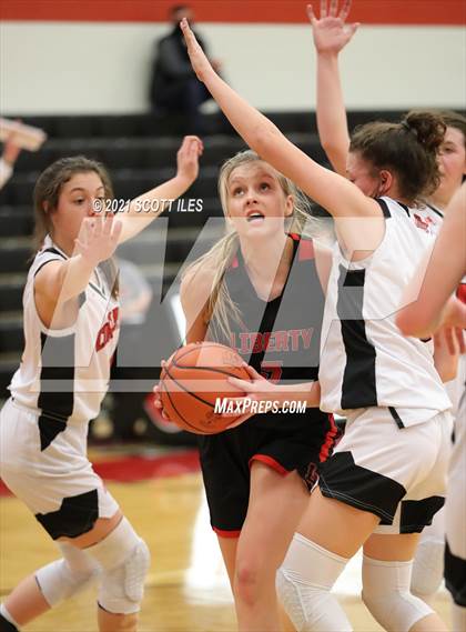 Thumbnail 2 in Liberty Union vs Circleville  photogallery.