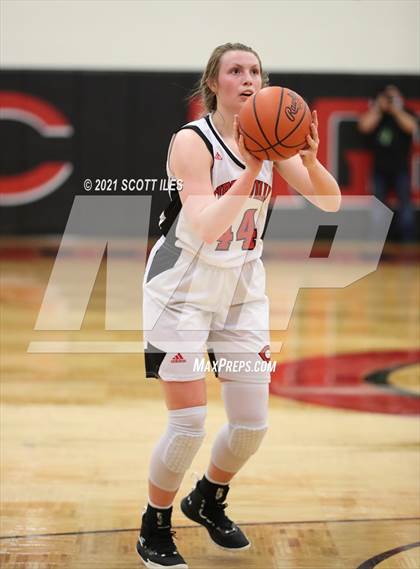 Thumbnail 2 in Liberty Union vs Circleville  photogallery.