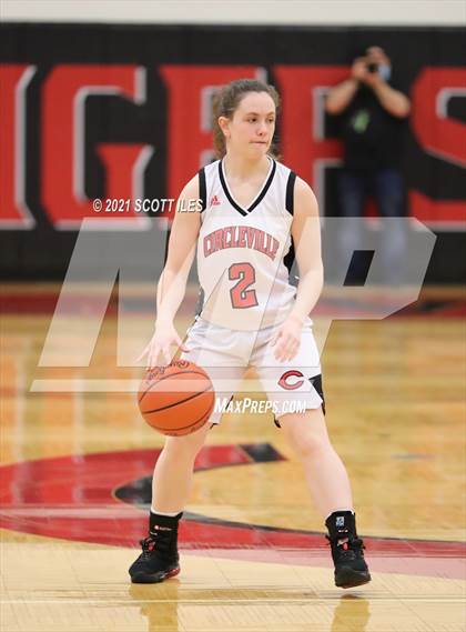 Thumbnail 2 in Liberty Union vs Circleville  photogallery.