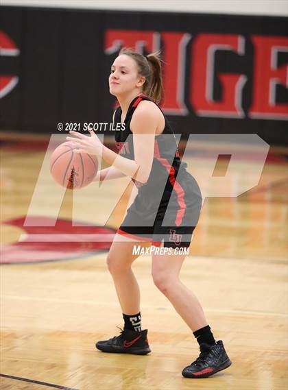 Thumbnail 2 in Liberty Union vs Circleville  photogallery.