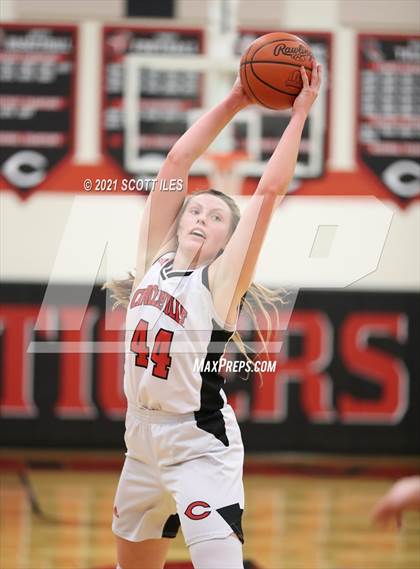 Thumbnail 2 in Liberty Union vs Circleville  photogallery.