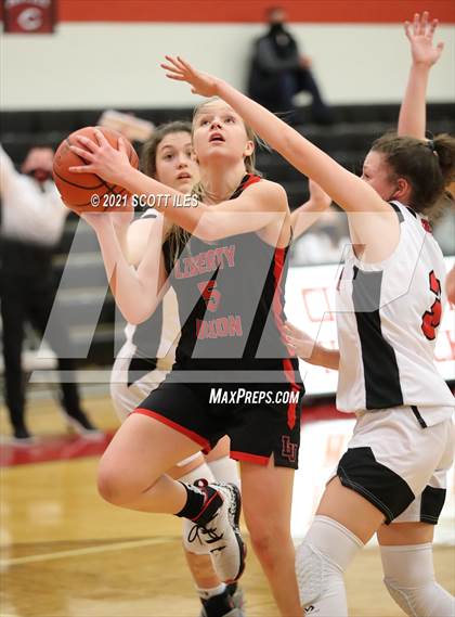Thumbnail 1 in Liberty Union vs Circleville  photogallery.