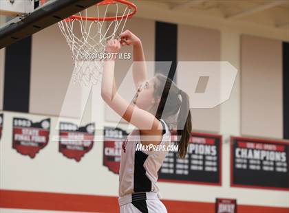 Thumbnail 2 in Liberty Union vs Circleville  photogallery.