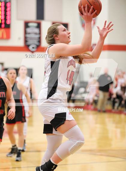 Thumbnail 2 in Liberty Union vs Circleville  photogallery.