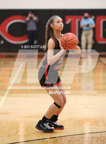 Thumbnail 3 in Liberty Union vs Circleville  photogallery.