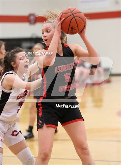 Thumbnail 1 in Liberty Union vs Circleville  photogallery.