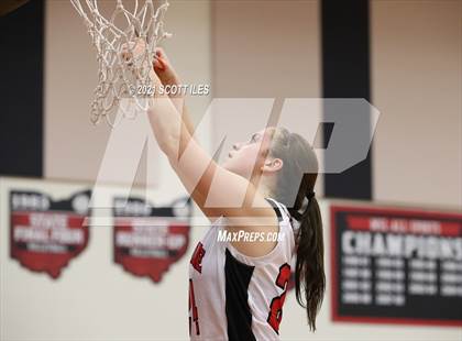 Thumbnail 1 in Liberty Union vs Circleville  photogallery.