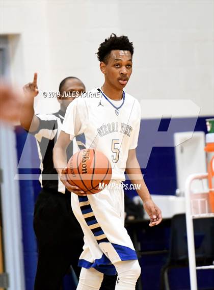 Thumbnail 2 in Desert Oasis vs Sierra Vista photogallery.
