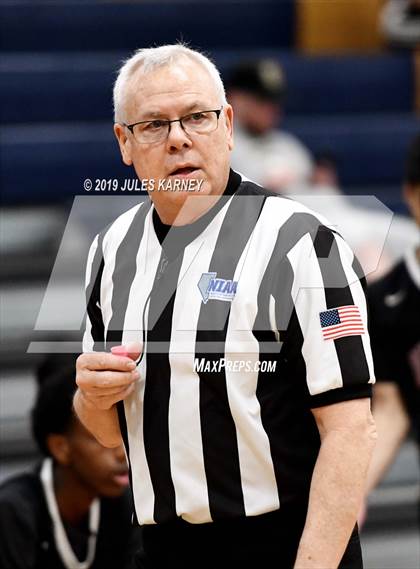 Thumbnail 1 in Desert Oasis vs Sierra Vista photogallery.
