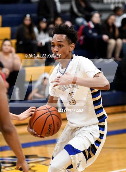 Thumbnail 2 in Desert Oasis vs Sierra Vista photogallery.