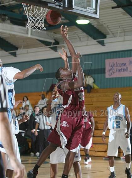 Thumbnail 1 in Burbank vs. Natomas (Sheldon Winter Classic) photogallery.