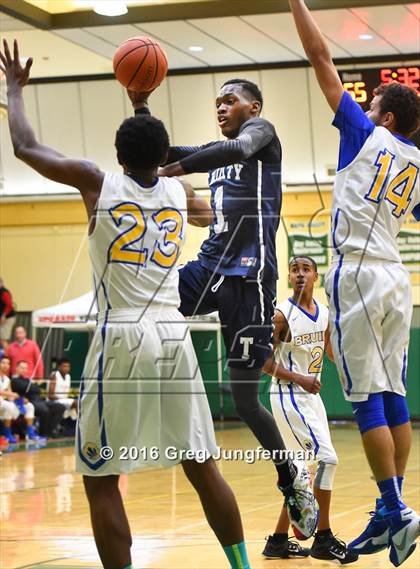 Thumbnail 3 in Trinity Prep vs Hillcrest Academy (The Crush in the Valley) photogallery.