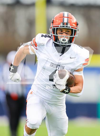Thumbnail 2 in Liberty Center vs. Ironton (OHSAA Division 5 Final) photogallery.