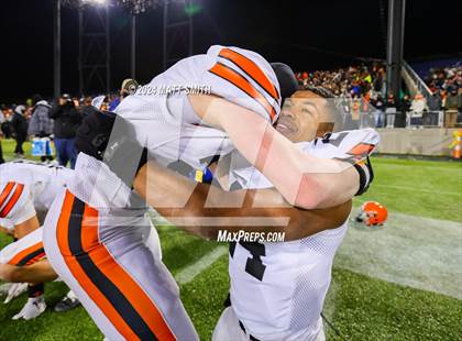 Thumbnail 1 in Liberty Center vs. Ironton (OHSAA Division 5 Final) photogallery.