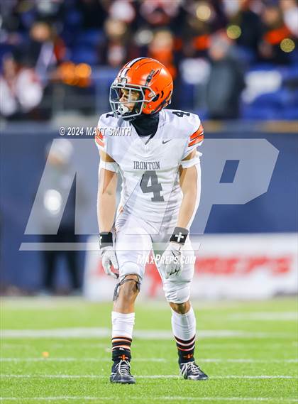 Thumbnail 1 in Liberty Center vs. Ironton (OHSAA Division 5 Final) photogallery.