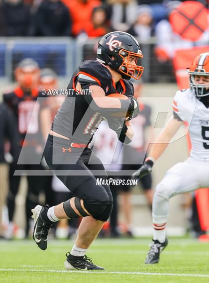 Thumbnail 1 in Liberty Center vs. Ironton (OHSAA Division 5 Final) photogallery.