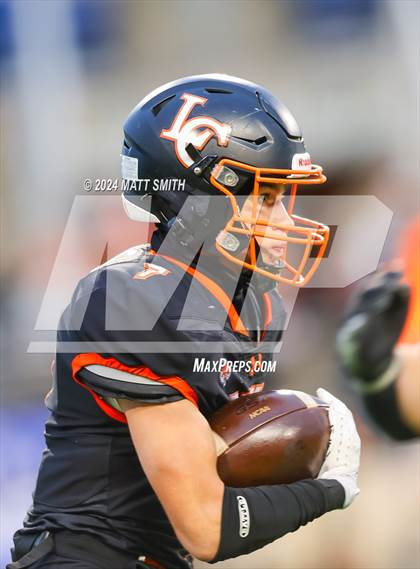 Thumbnail 1 in Liberty Center vs. Ironton (OHSAA Division 5 Final) photogallery.