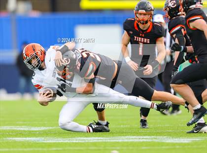 Thumbnail 2 in Liberty Center vs. Ironton (OHSAA Division 5 Final) photogallery.