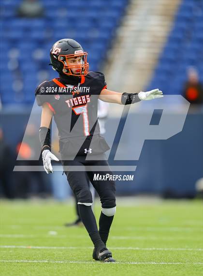 Thumbnail 1 in Liberty Center vs. Ironton (OHSAA Division 5 Final) photogallery.