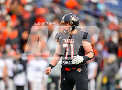 Thumbnail 1 in Liberty Center vs. Ironton (OHSAA Division 5 Final) photogallery.