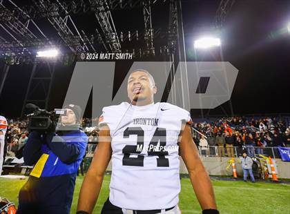 Thumbnail 2 in Liberty Center vs. Ironton (OHSAA Division 5 Final) photogallery.
