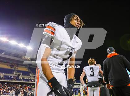 Thumbnail 2 in Liberty Center vs. Ironton (OHSAA Division 5 Final) photogallery.