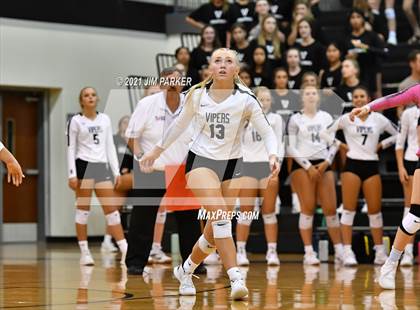 Thumbnail 2 in Rouse @ Vandegrift photogallery.