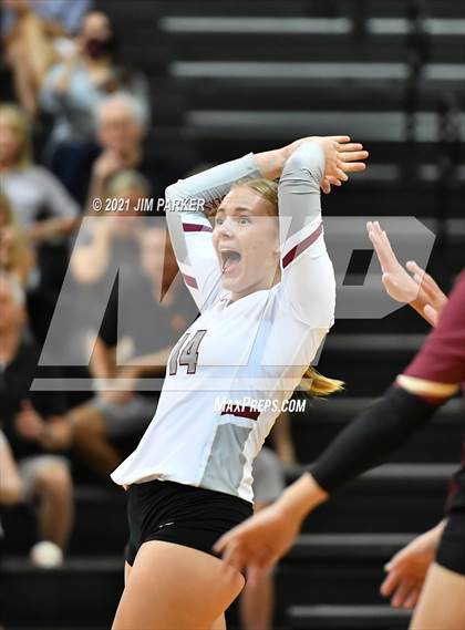 Thumbnail 1 in Rouse @ Vandegrift photogallery.