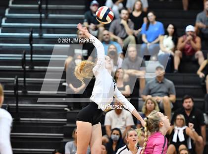 Thumbnail 3 in Rouse @ Vandegrift photogallery.