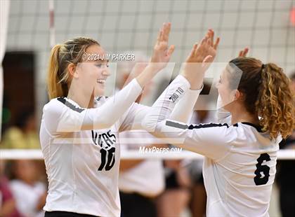 Thumbnail 1 in Rouse @ Vandegrift photogallery.