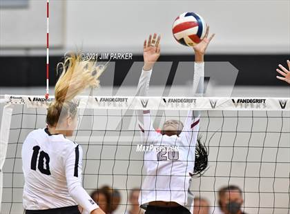 Thumbnail 2 in Rouse @ Vandegrift photogallery.