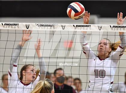 Thumbnail 2 in Rouse @ Vandegrift photogallery.