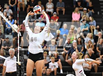 Thumbnail 1 in Rouse @ Vandegrift photogallery.
