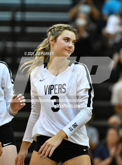 Thumbnail 1 in Rouse @ Vandegrift photogallery.