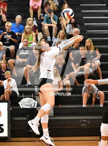 Thumbnail 1 in Rouse @ Vandegrift photogallery.