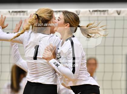 Thumbnail 1 in Rouse @ Vandegrift photogallery.