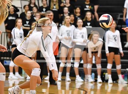 Thumbnail 1 in Rouse @ Vandegrift photogallery.
