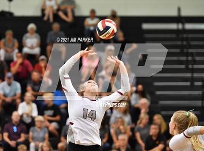 Thumbnail 1 in Rouse @ Vandegrift photogallery.