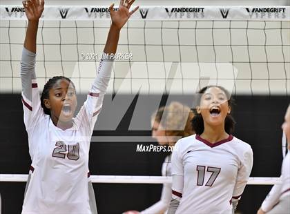 Thumbnail 3 in Rouse @ Vandegrift photogallery.