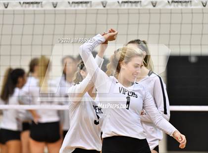 Thumbnail 2 in Rouse @ Vandegrift photogallery.