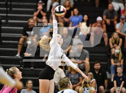 Thumbnail 3 in Rouse @ Vandegrift photogallery.