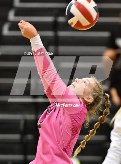Thumbnail 2 in Rouse @ Vandegrift photogallery.