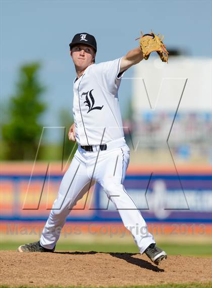 Thumbnail 1 in Libertyville v. Maine South (IHSA Class 4A Super-Sectional Final) photogallery.