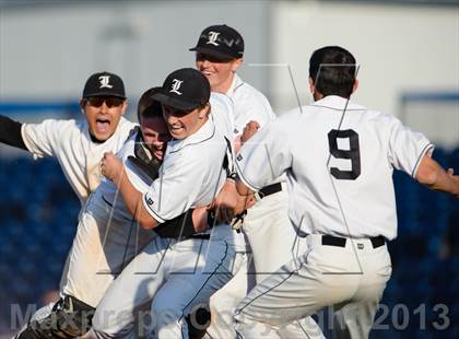 Thumbnail 2 in Libertyville v. Maine South (IHSA Class 4A Super-Sectional Final) photogallery.