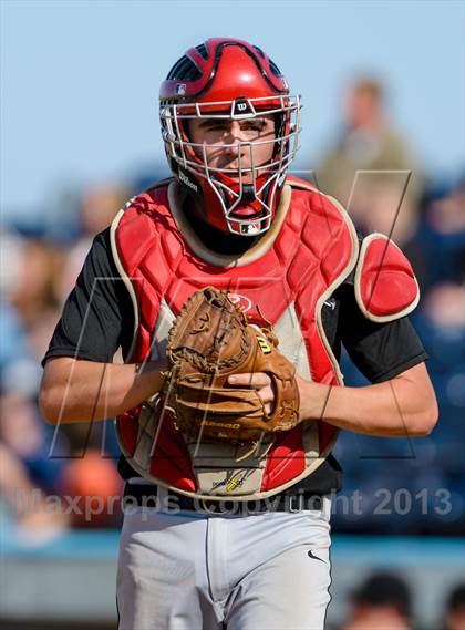 Thumbnail 2 in Libertyville v. Maine South (IHSA Class 4A Super-Sectional Final) photogallery.
